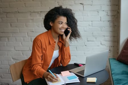 sales rep uses sales tie downs during sales call