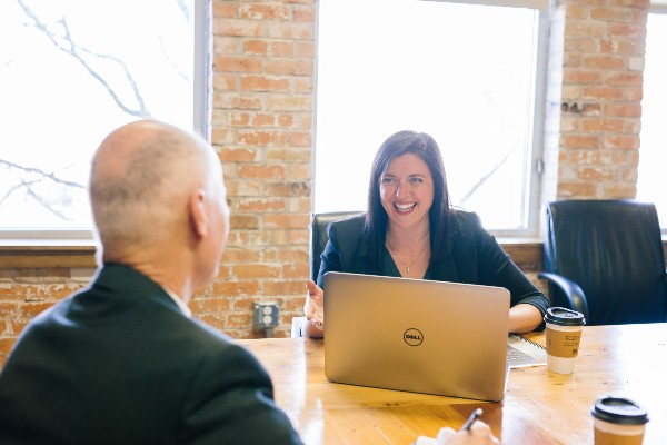 Office manager : ses missions et son rôle-clé dans la vie en entreprise