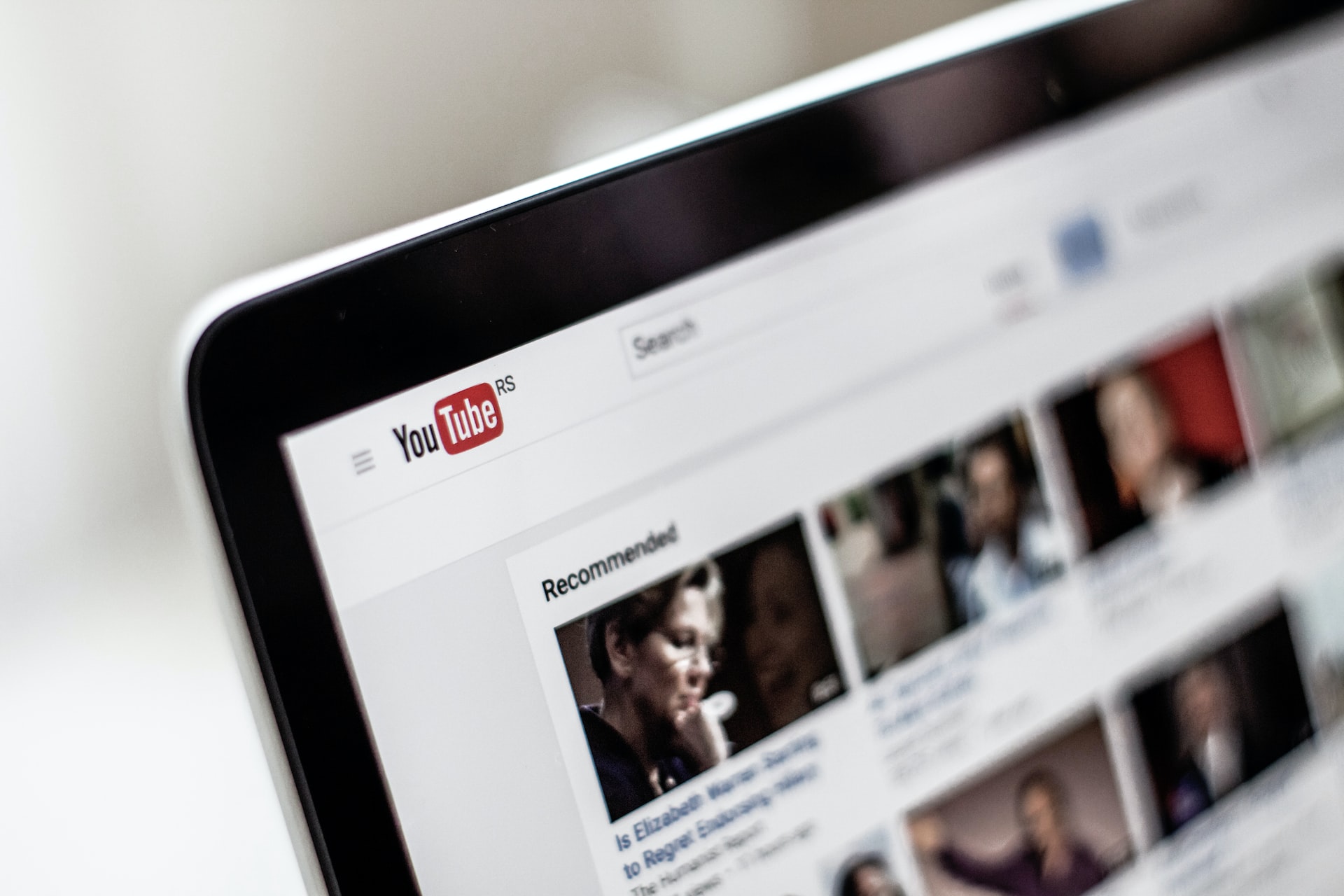 Comment fonctionne l'algorithme YouTube en 2024 ?